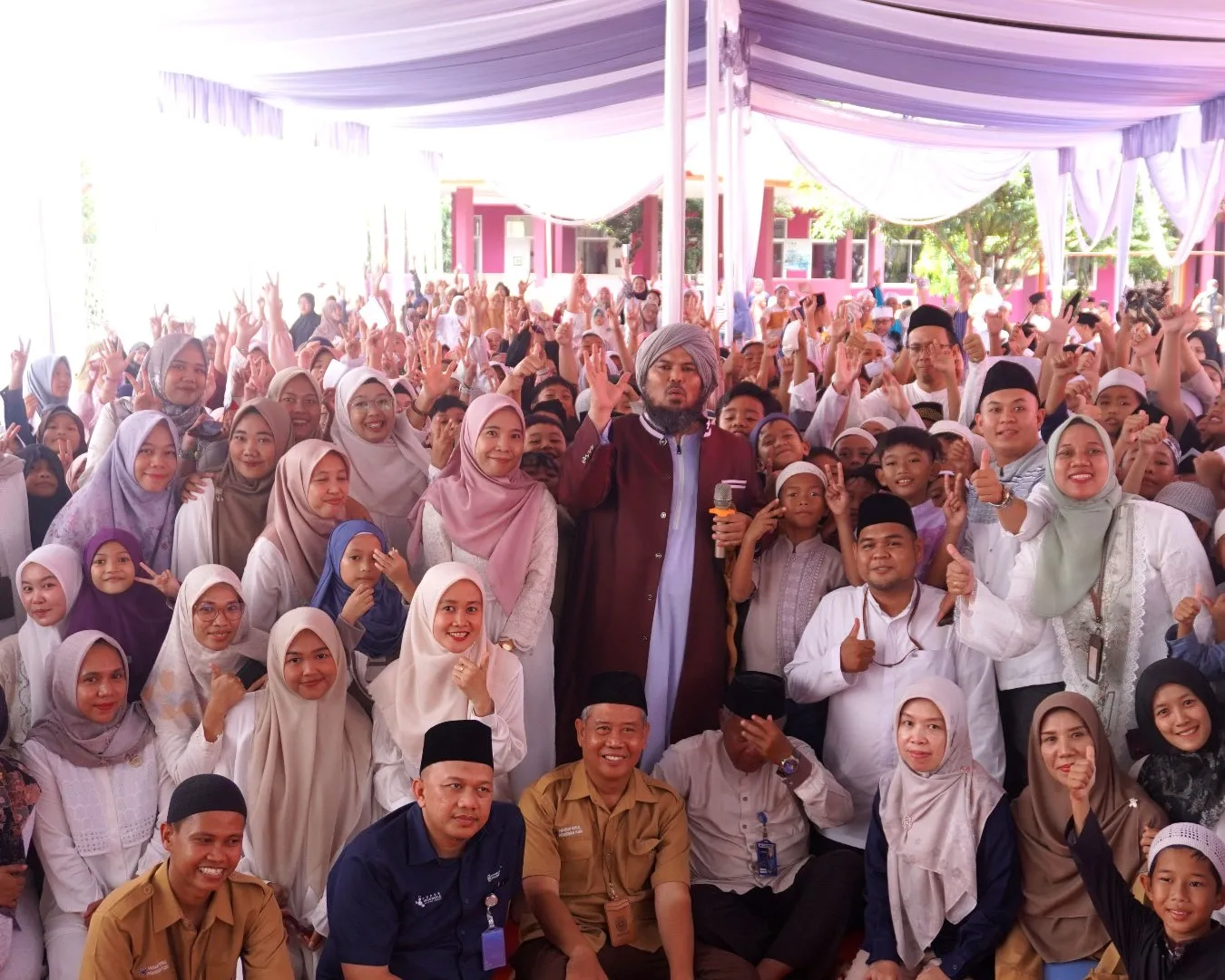 Safari Dakwah Ustadz Derry Sulaiman di SD Pusri: Menanamkan Nilai Iman Sejak Dini