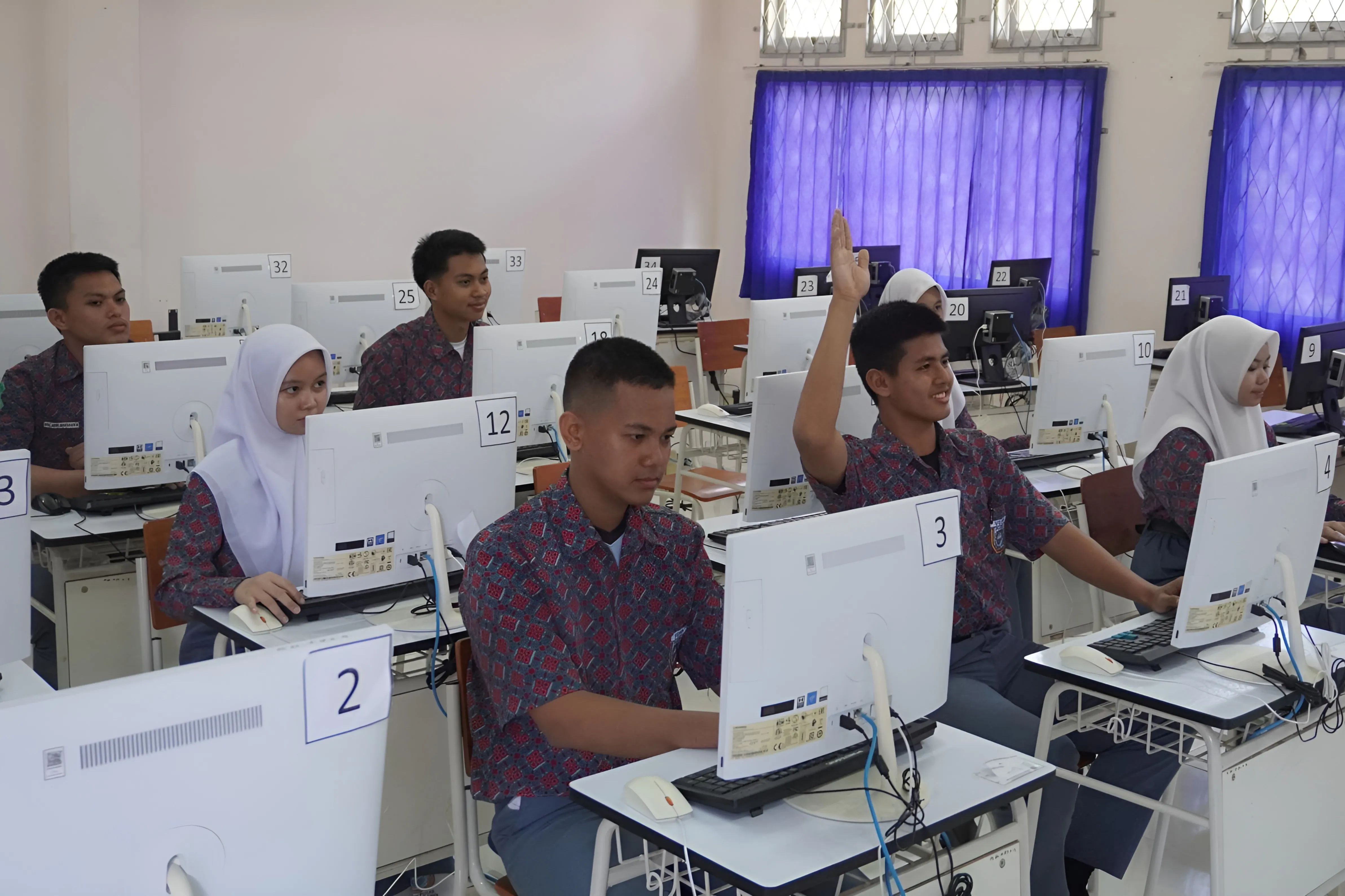 Lab Komputer SMA