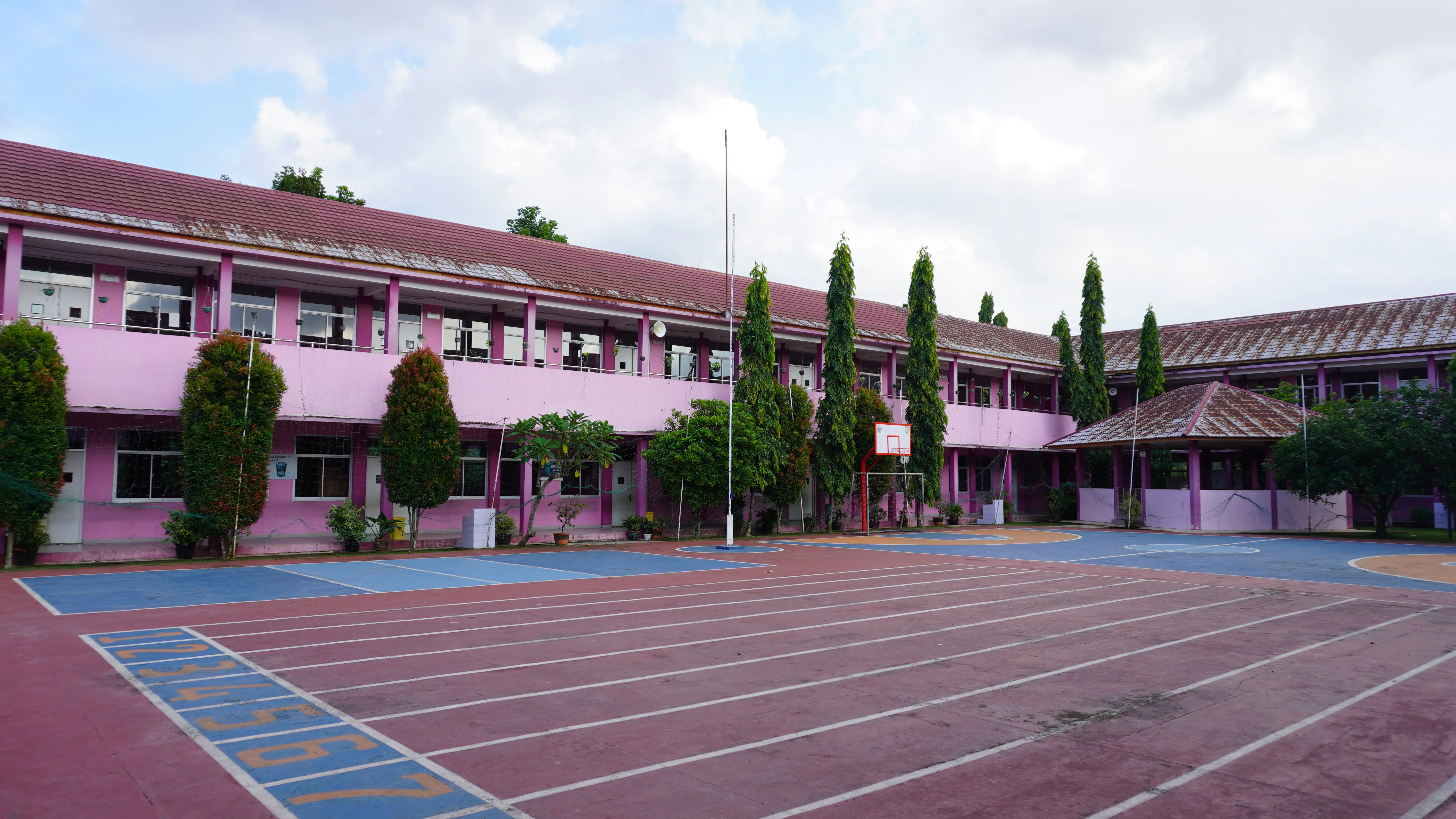 Lapangan Atletik SD