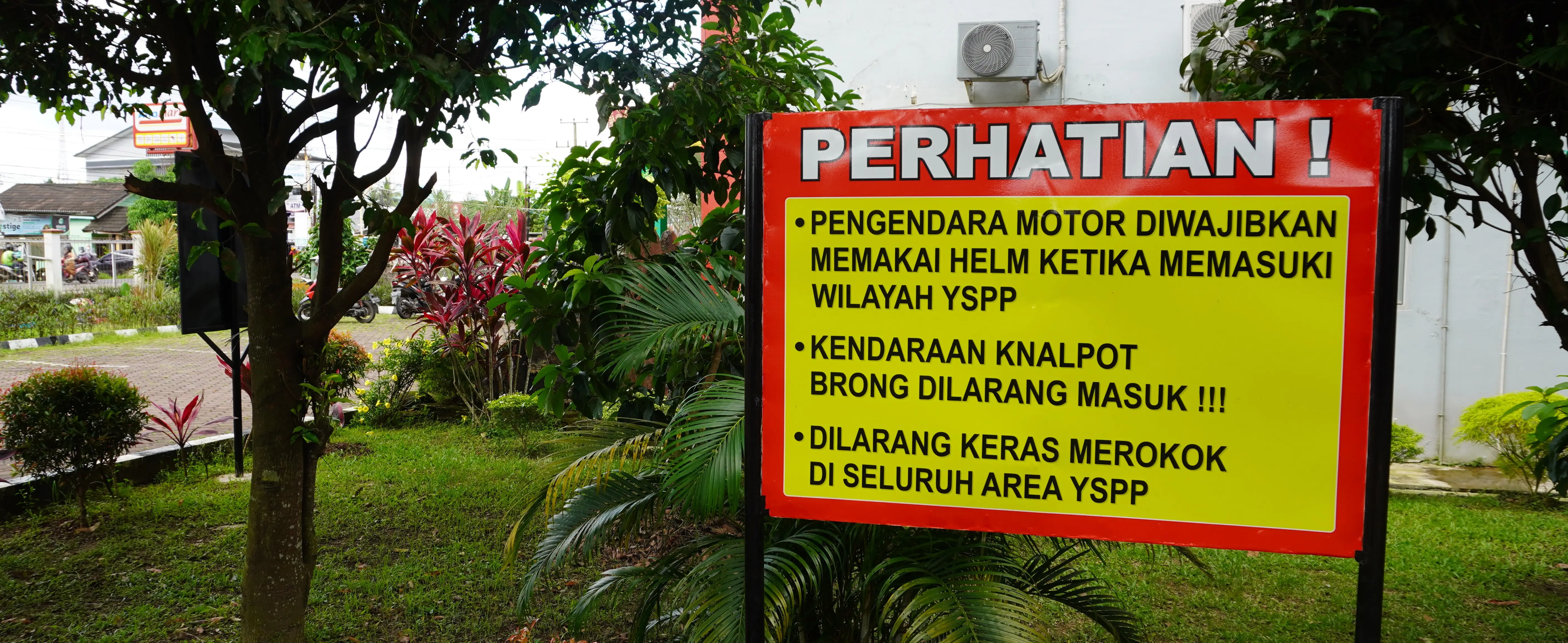 Sekolah Dengan Lingkungan Bebas Asap Rokok
